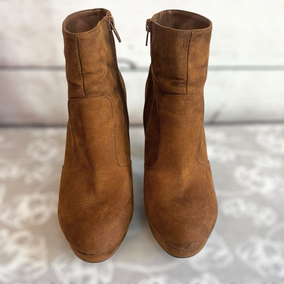 Mossimo Supply Co. Brown Boots Ankle Booties Size 8 - Picture 8 of 16